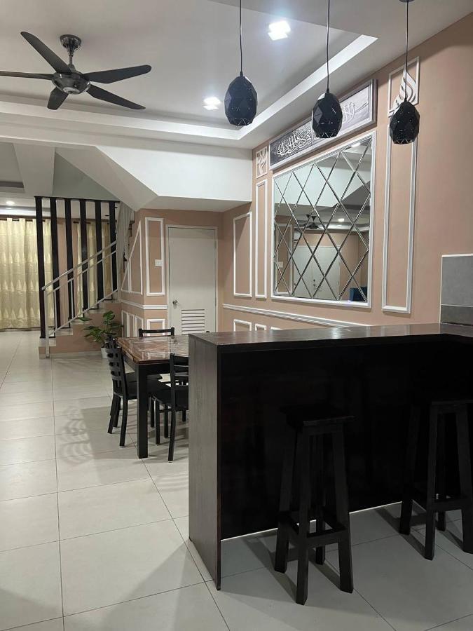 El Homestay Melaka Экстерьер фото